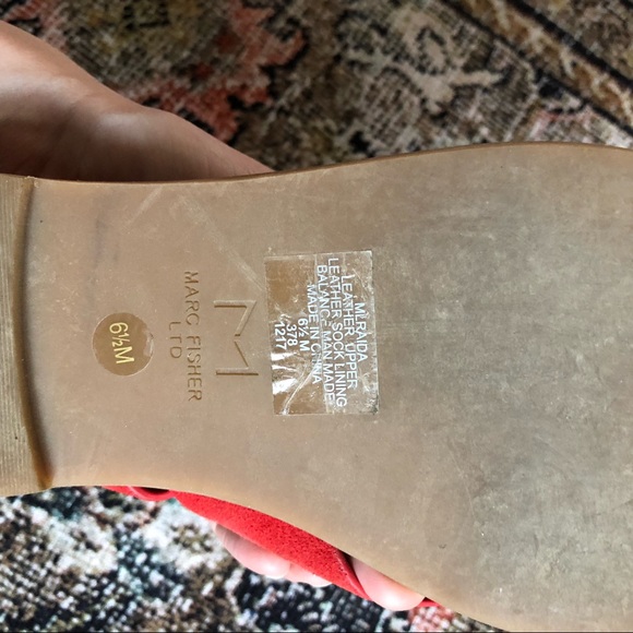 Marc Fisher sandals. Size 6.5 - Picture 2 of 2